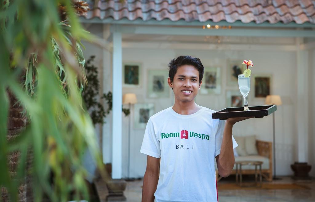 รูมแอนด์เวสปา สวีท 4 Hotel เซมินยัค ภายนอก รูปภาพ