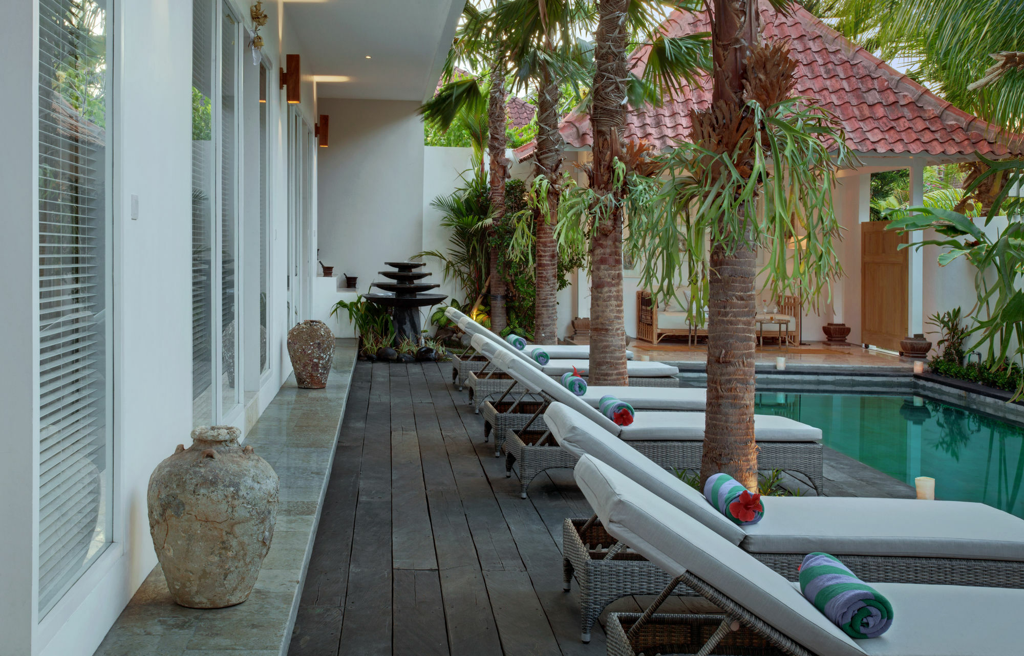 รูมแอนด์เวสปา สวีท 4 Hotel เซมินยัค ภายนอก รูปภาพ